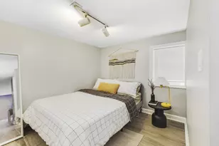 3007 N Ashland Ave, Chicago, IL 60657 - Photo 7