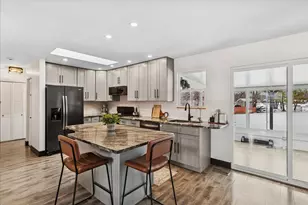 3727 Hale Ln, Island Lake, IL 60042 - Photo 5