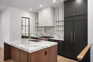 3617 N Magnolia Ave, Chicago, IL 60657 - Photo 13