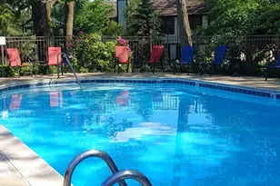 63 White Oak Cir, Saint Charles, IL 60174 - Photo 19