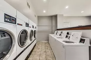 6325 N Sheridan Rd, Chicago, IL 60660 - Photo 19