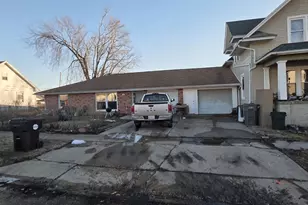 110 W Jackson St, Abingdon, IL 61410 - Photo 7