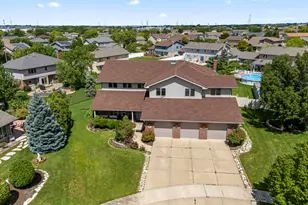 8036 Highfield Ct, Tinley Park, IL 60487 - Photo 5