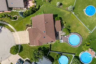 8036 Highfield Ct, Tinley Park, IL 60487 - Photo 9