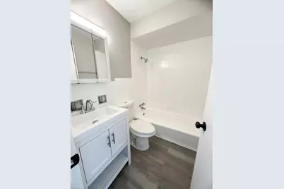 7444 Washington Street #5, Forest Park, IL 60130 - Photo 5