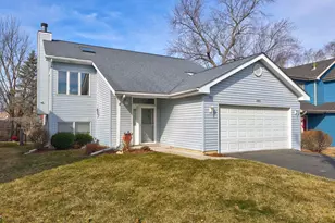 1017 Grand Blvd, Wauconda, IL 60084 - Photo 1