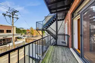 1302 W Fillmore St, Chicago, IL 60607 - Photo 25