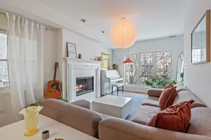 1449 W Walton St, Chicago, IL 60642 - Photo 3