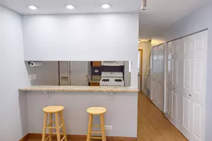 2624 Prairieview Ln S, Aurora, IL 60502 - Photo 3