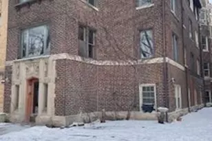 1354 W Greenleaf Ave, Chicago, IL 60626 - Photo 1