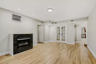 6450 N Bell Ave, Chicago, IL 60645 - Photo 5