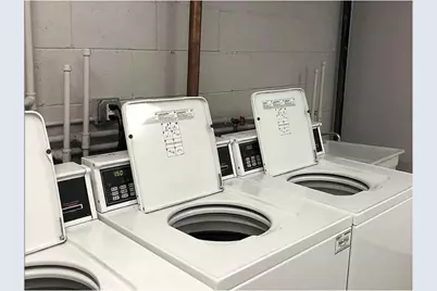 510 W Fullerton Parkway #204, Chicago, IL 60614 - Photo 9