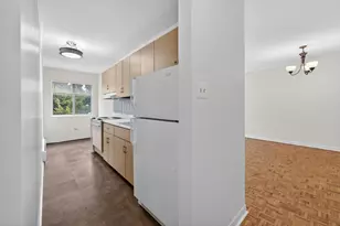 543 Burlington Ave, Downers Grove, IL 60515 - Photo 7