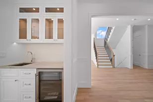 2009 Robincrest Ln, Glenview, IL 60025 - Photo 15