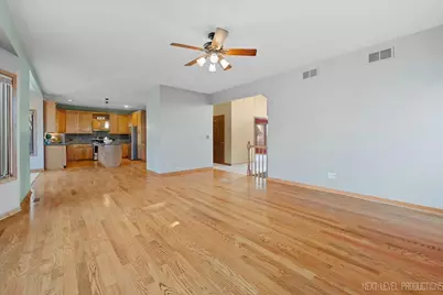 1599 Far Hills Drive, Bartlett, IL 60103 - Photo 13