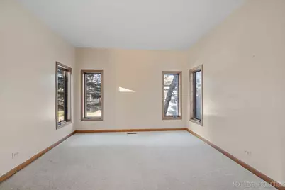 1599 Far Hills Drive, Bartlett, IL 60103 - Photo 15