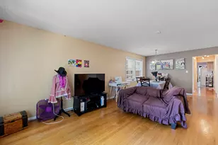 5706 N St Louis Ave, Chicago, IL 60659 - Photo 23