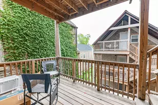 2145 W Webster Ave, Chicago, IL 60647 - Photo 11