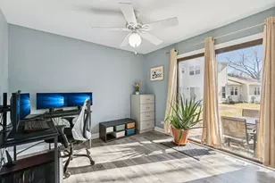 1063 Stonehedge Dr, Schaumburg, IL 60194 - Photo 21