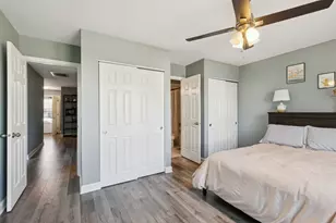 1063 Stonehedge Dr, Schaumburg, IL 60194 - Photo 19