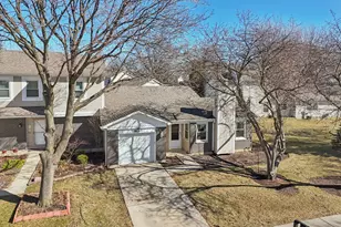 1063 Stonehedge Dr, Schaumburg, IL 60194 - Photo 35