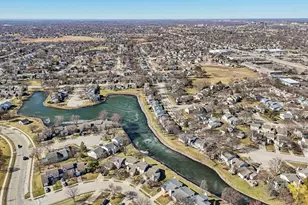 1063 Stonehedge Dr, Schaumburg, IL 60194 - Photo 27