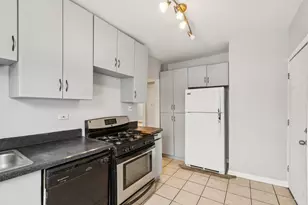 1301 E 71st Pl, Chicago, IL 60619 - Photo 9