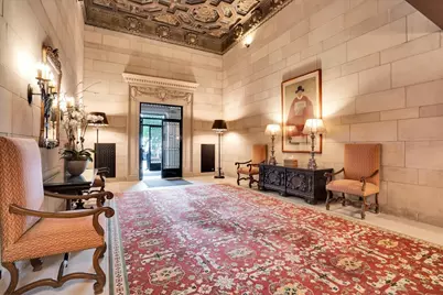 229 E Lake Shore Drive #10E, Chicago, IL 60611 - Photo 5