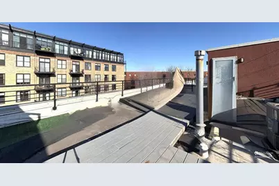 2350 W George Street #2350, Chicago, IL 60618 - Photo 21