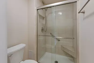 [Address not provided], Chicago, IL 60657 - Photo 15