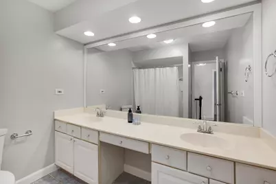 706 Waukegan Road #4, Glenview, IL 60025 - Photo 21