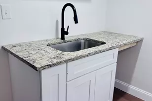 7253 S Marshfield Ave, Chicago, IL 60636 - Photo 21