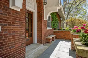 431 Laurel Ave, Wilmette, IL 60091 - Photo 3