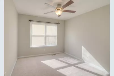 1752 Tallmeadow Drive, Dekalb, IL 60115 - Photo 17