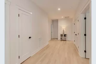 7301 Ponto Court, Morton Grove, IL 60053 - Photo 17