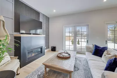 7301 Ponto Court, Morton Grove, IL 60053 - Photo 3