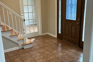 127 Hickory Rd, Oakwood Hills, IL 60013 - Photo 3