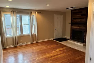 127 Hickory Rd, Oakwood Hills, IL 60013 - Photo 7