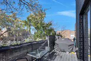 4937 N Winthrop Ave, Chicago, IL 60640 - Photo 9