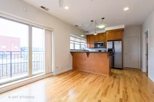 2836 N Dawson Ave, Chicago, IL 60618 - Photo 5