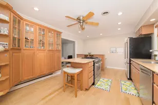 475 Amherst Ave, Des Plaines, IL 60016 - Photo 13