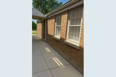 1531 N 24th Avenue, Melrose Park, IL 60160 - Photo 3