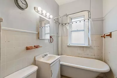 5722 W Grover Street, Chicago, IL 60630 - Photo 15