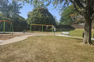 8440 W 95th St, Hickory Hills, IL 60457 - Photo 13