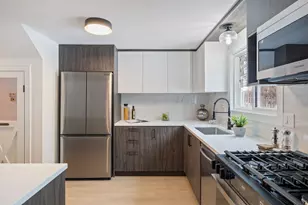 630 Bode Rd, Hoffman Estates, IL 60169 - Photo 9