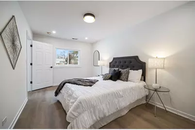 630 Bode Road, Hoffman Estates, IL 60169 - Photo 17