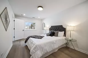 630 Bode Rd, Hoffman Estates, IL 60169 - Photo 17