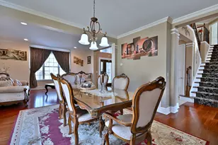 5761 Providence Dr, Hoffman Estates, IL 60192 - Photo 13