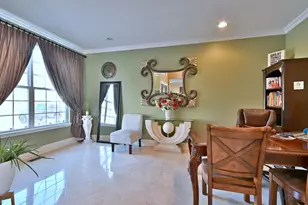 5761 Providence Dr, Hoffman Estates, IL 60192 - Photo 7