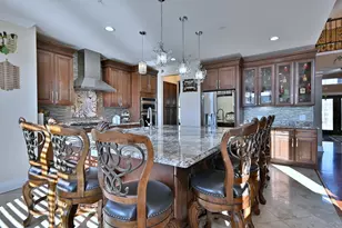 5761 Providence Dr, Hoffman Estates, IL 60192 - Photo 19